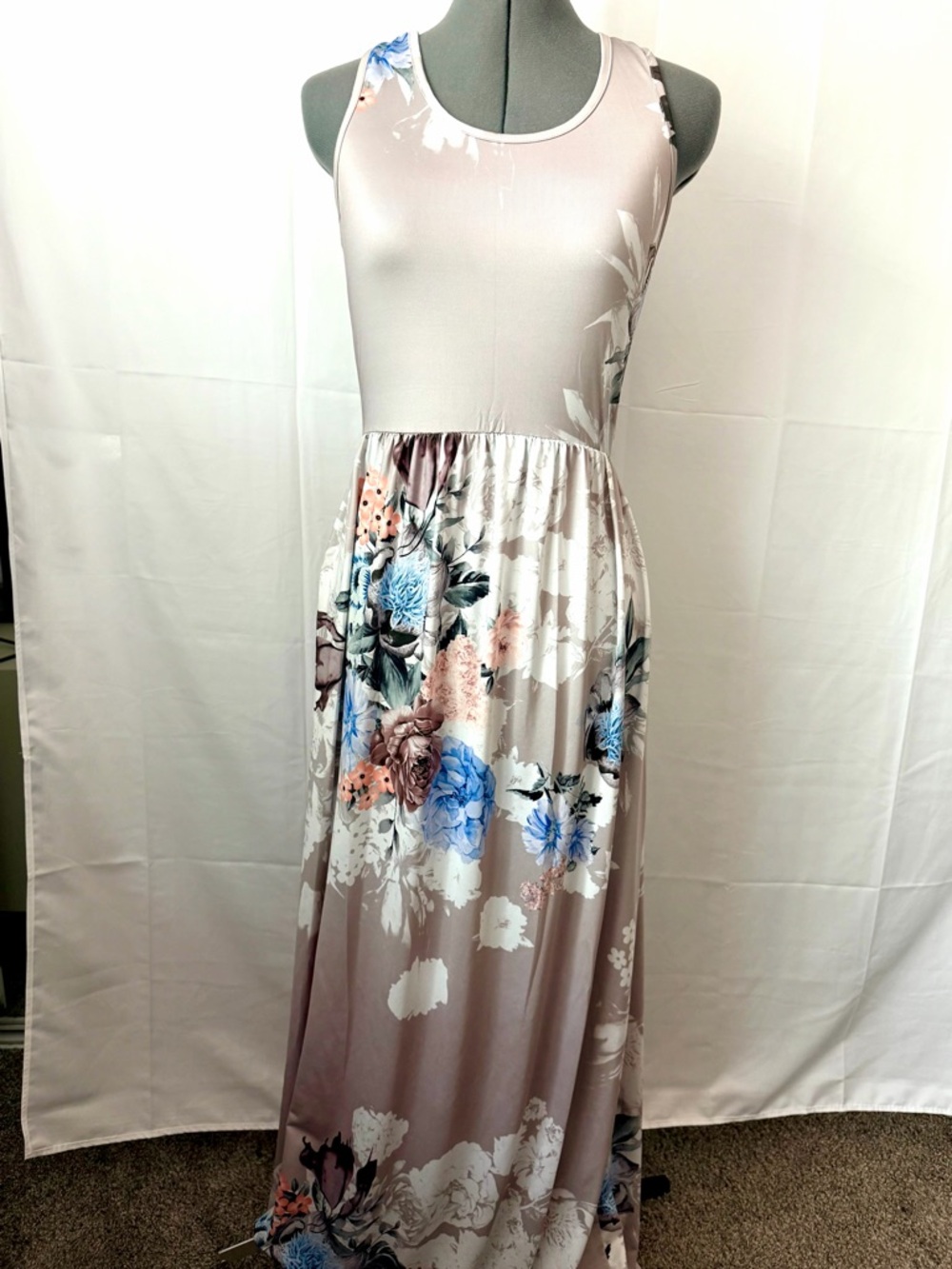 Floral Sleeveless Maxi Dress